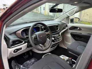 2018 Chrysler Pacifica LX