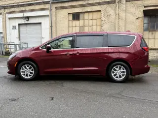 2018 Chrysler Pacifica LX