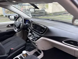2018 Chrysler Pacifica LX