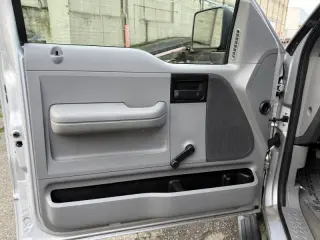 2005 Ford F-150 STX