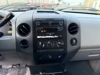 2005 Ford F-150 STX