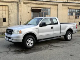 2005 Ford F-150 STX