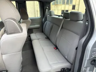 2005 Ford F-150 STX
