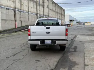 2005 Ford F-150 STX