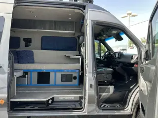 2020 Mercedes-Benz Sprinter Cargo Van 2500 Standard Roof V6 144" 4WD