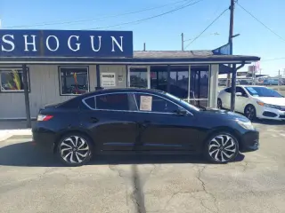 2016 Acura ILX w/Premium w/A-SPEC