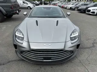 2025 Aston Martin Vantage 