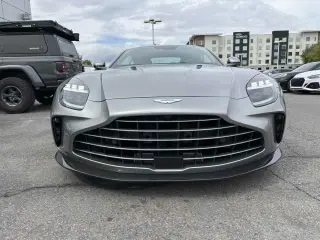 2025 Aston Martin Vantage 