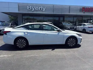 Nissan Altima 2025 2.5 SV 4dr Sedan