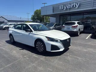Nissan Altima 2025 2.5 SV 4dr Sedan