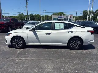 Nissan Altima 2025 2.5 SV 4dr Sedan