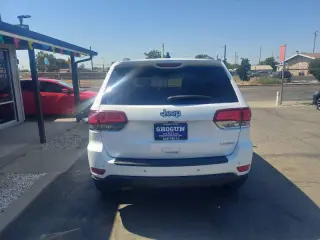 2020 Jeep Grand Cherokee Laredo E