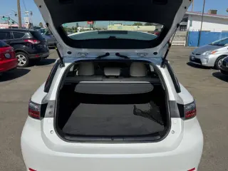 2013 Lexus CT 200h