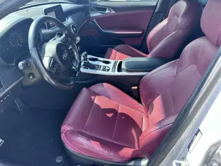 2019 Kia Stinger GT1