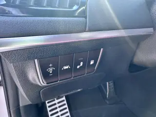 2019 Kia Stinger GT1