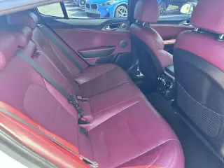 2019 Kia Stinger GT1