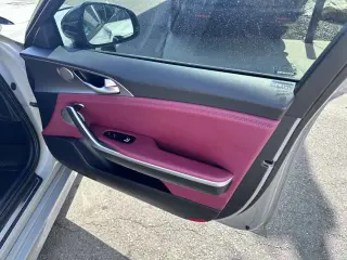 2019 Kia Stinger GT1