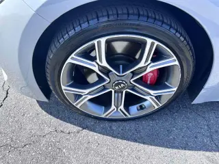2019 Kia Stinger GT1