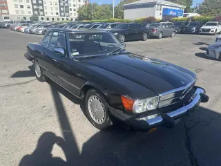 1987 Mercedes-Benz 560SL 2dr Roadster