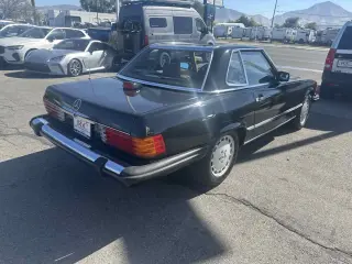 1987 Mercedes-Benz 560SL 2dr Roadster
