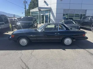 1987 Mercedes-Benz 560SL 2dr Roadster