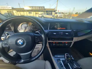 2016 BMW 5 Series 528i
