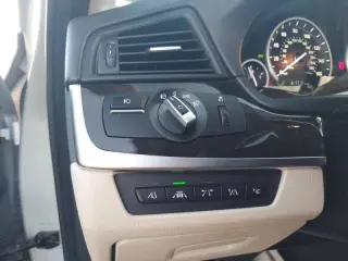 2016 BMW 5 Series 528i