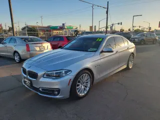 2016 BMW 5 Series 528i