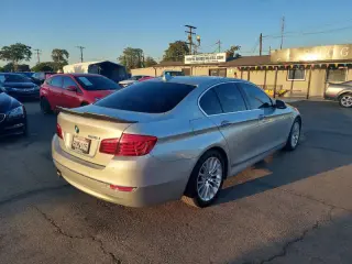 2016 BMW 5 Series 528i
