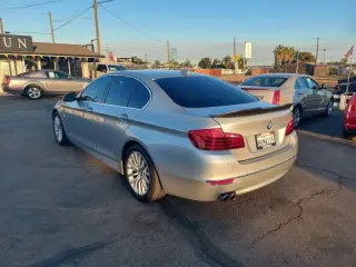 2016 BMW 5 Series 528i