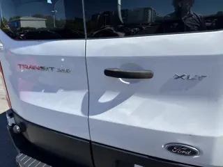 2015 Ford Transit Wagon XLT