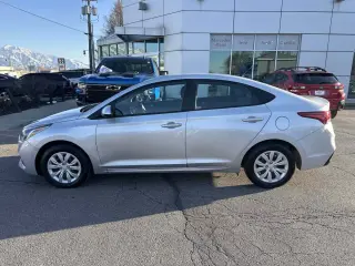 2021 Hyundai Accent SE