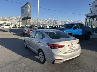 2021 Hyundai Accent SE