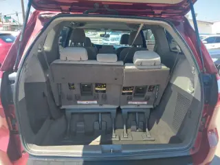 2017 Toyota Sienna LE 8-Passenger