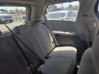 2017 Toyota Sienna LE 8-Passenger