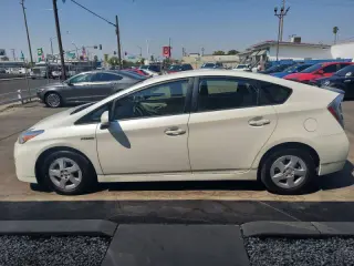 2011 Toyota Prius Three
