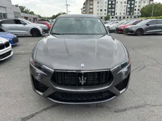 2022 Maserati Levante Modena