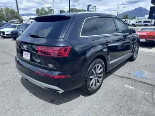2017 Audi Q7 Premium Plus