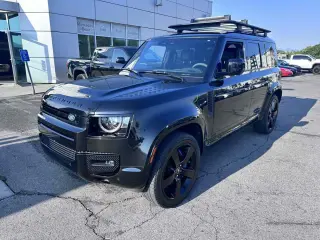 2022 Land Rover Defender V8