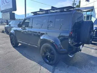 2022 Land Rover Defender V8