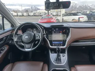 2022 Subaru Outback Touring