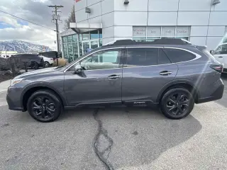 2022 Subaru Outback Touring