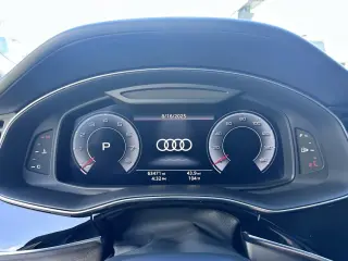 2019 Audi Q8 Premium Plus