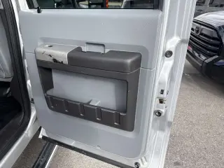 2013 Ford Super Duty F-350 SRW XLT