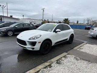 2017 Porsche Macan