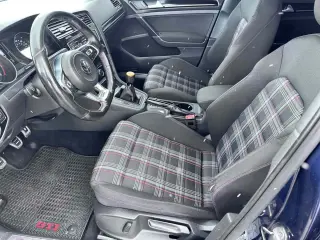 2016 Volkswagen Golf GTI S w/Performance Pkg