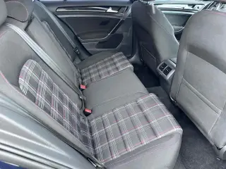 2016 Volkswagen Golf GTI S w/Performance Pkg