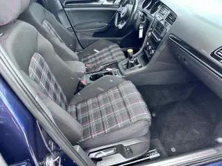 2016 Volkswagen Golf GTI S w/Performance Pkg