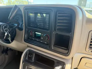 2006 Chevrolet Suburban LT