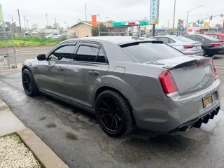 2019 Chrysler 300